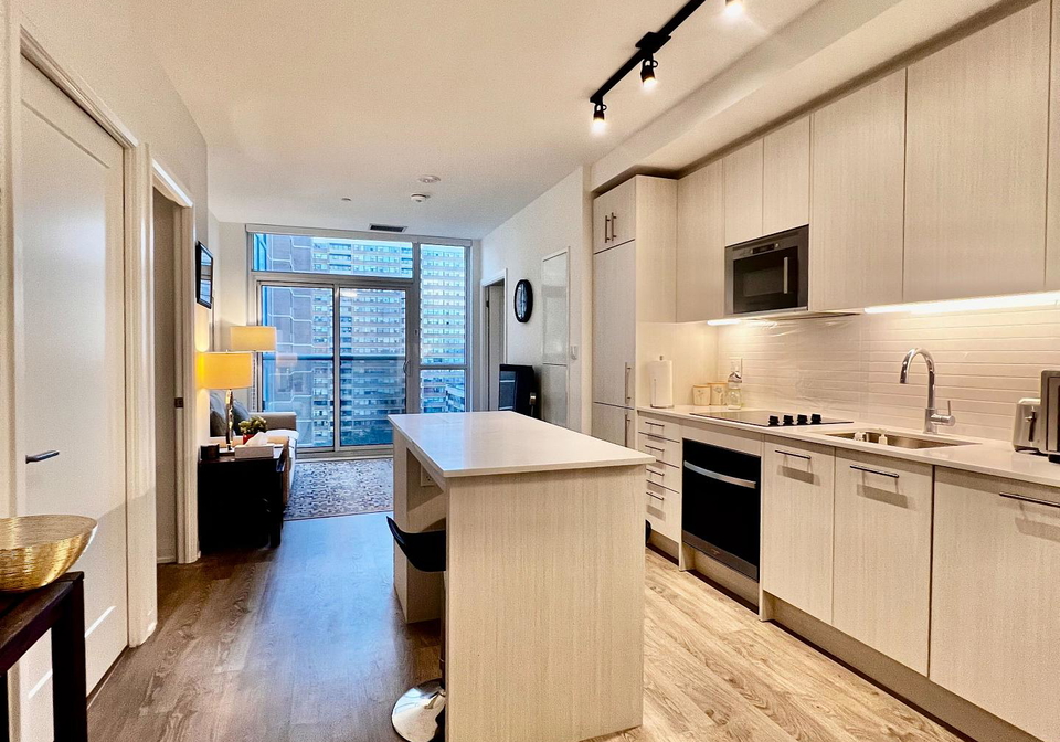 286-main-street-toronto-toronto-ontario-e13653656
