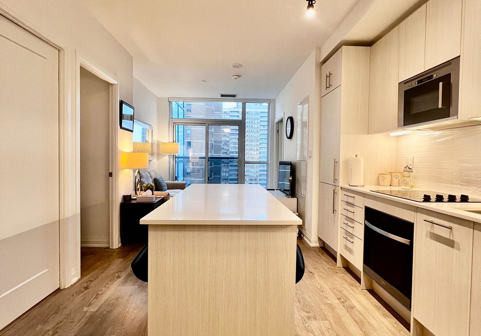 286-main-street-toronto-toronto-ontario-e13653656