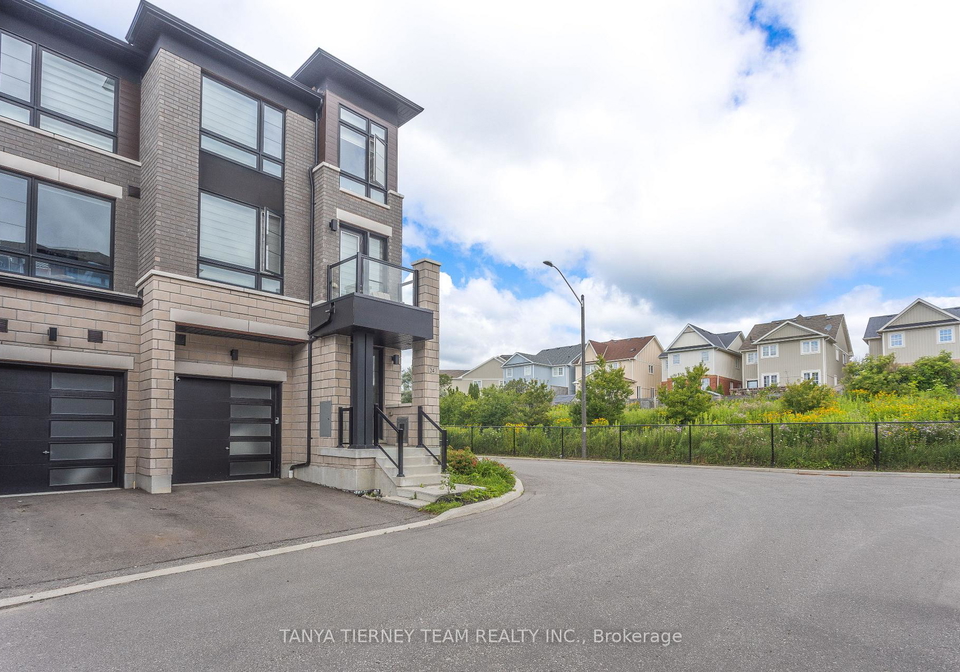 24-lake-trail-way-whitby-ontario-e13653714