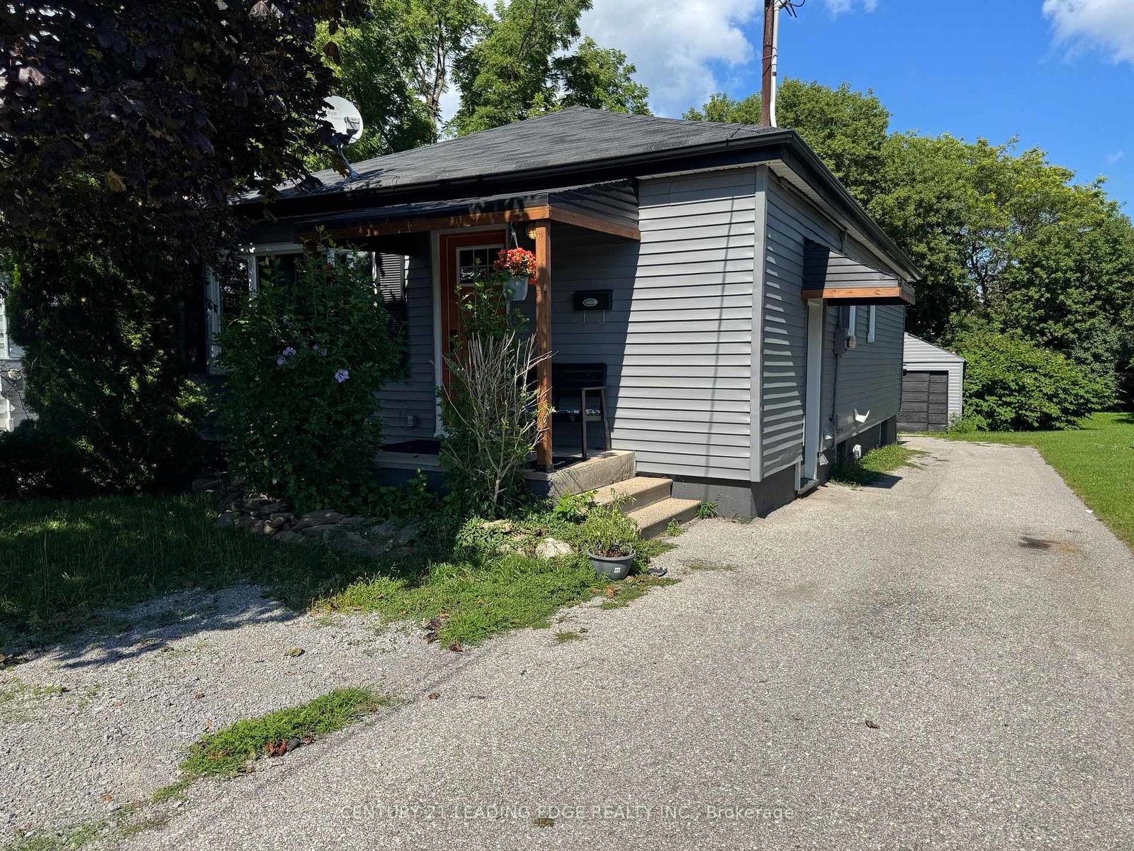293-oshawa-boulevard-n-oshawa-ontario-e13653926