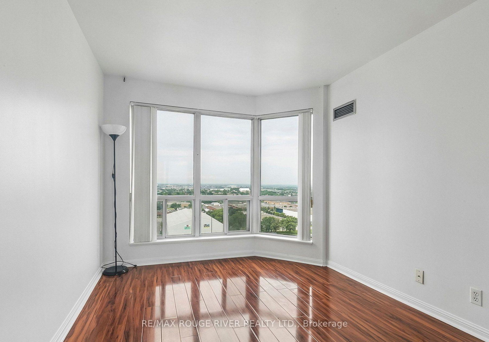 1-lee-centre-drive-toronto-scarborough-ontario-e13654000