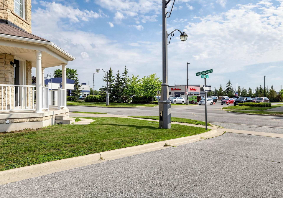 72-middlecote-drive-ajax-ontario-e13654200