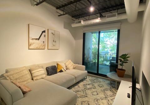 862-pape-avenue-toronto-east-york-ontario-e13654370
