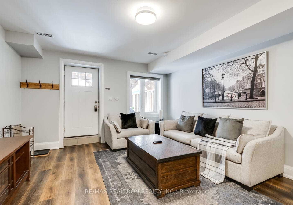 1319-gerrard-street-e-toronto-toronto-ontario-e13654464