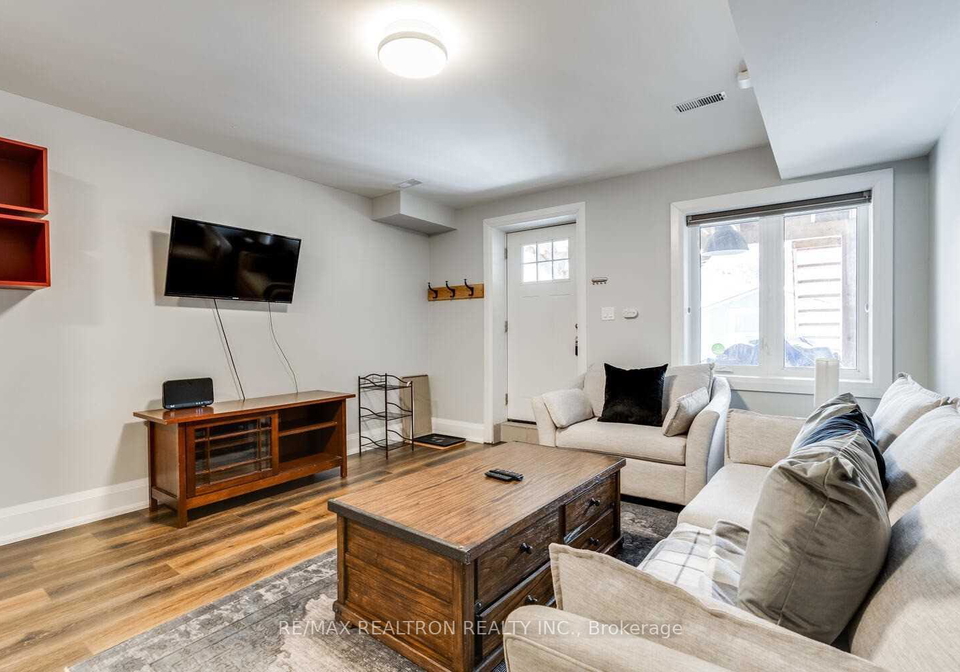 1319-gerrard-street-e-toronto-toronto-ontario-e13654464