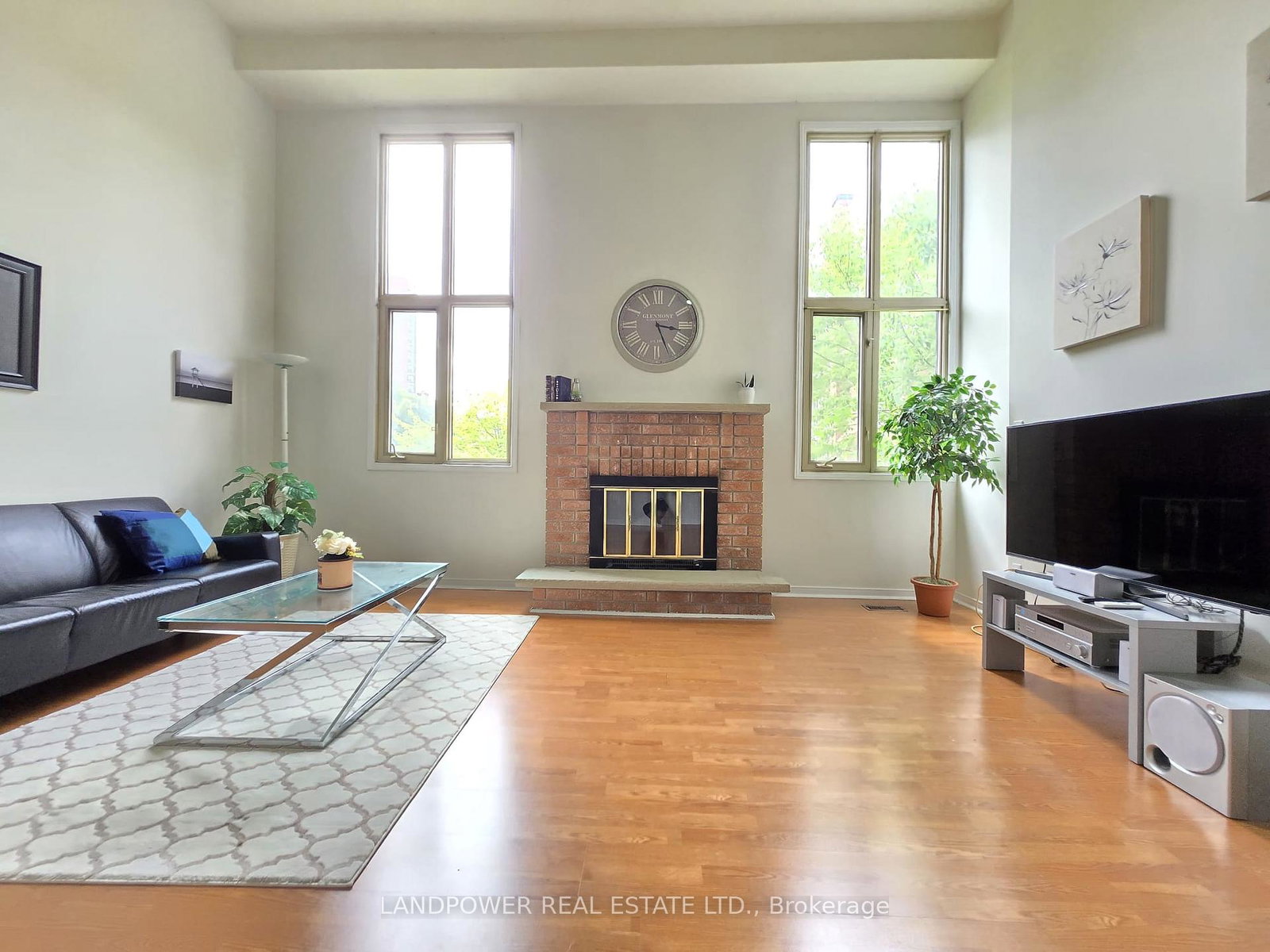 10-cardwell-avenue-toronto-scarborough-ontario-e13654628