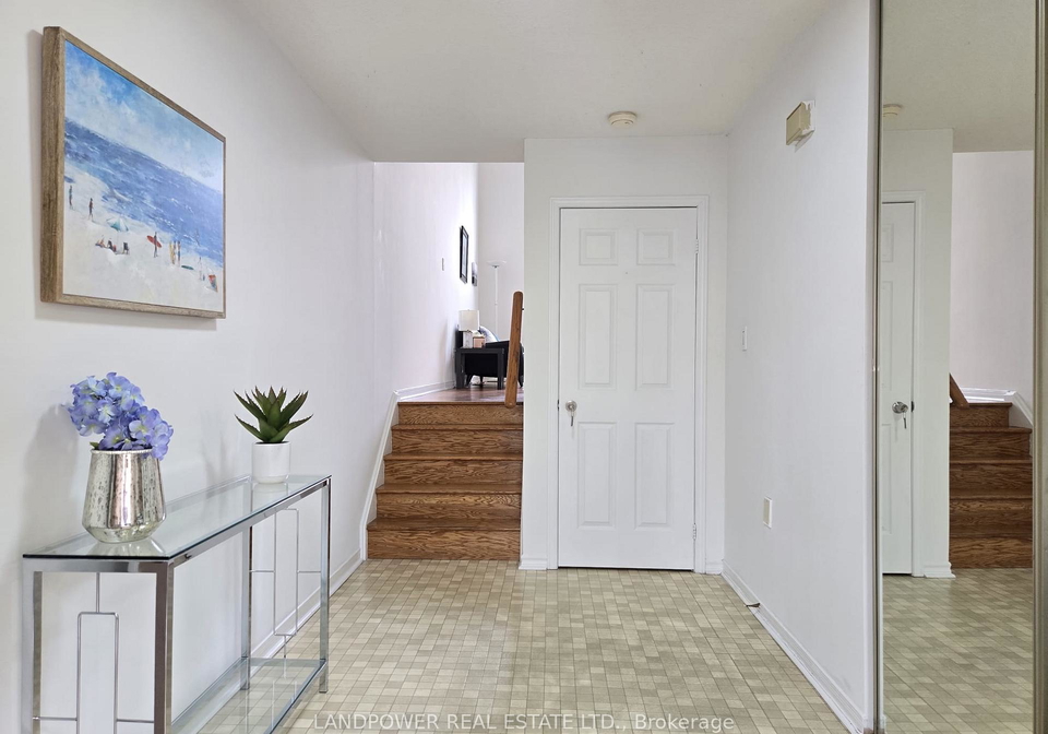 10-cardwell-avenue-toronto-scarborough-ontario-e13654628