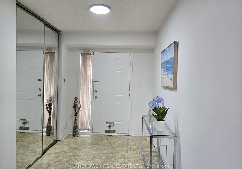 10-cardwell-avenue-toronto-scarborough-ontario-e13654628