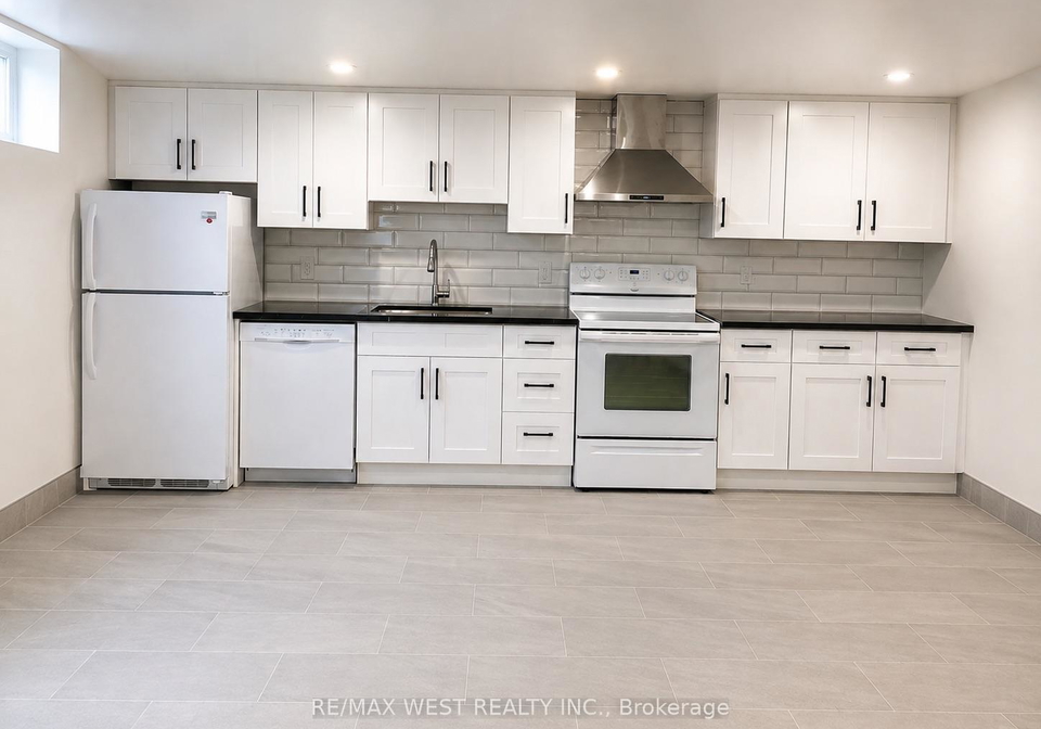 908-lynx-avenue-pickering-ontario-e13654648