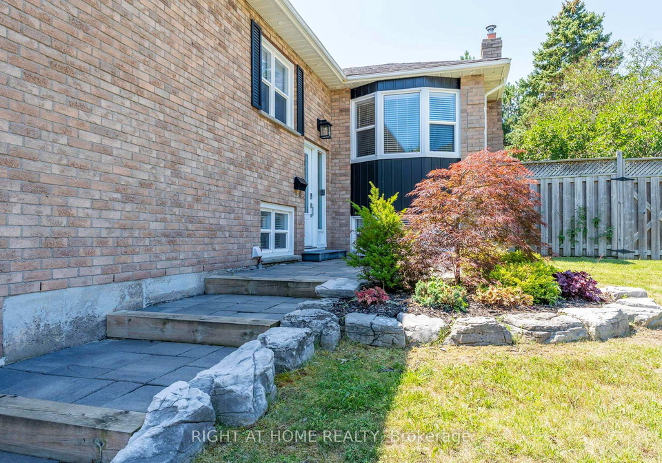374-salerno-street-oshawa-ontario-e13654666