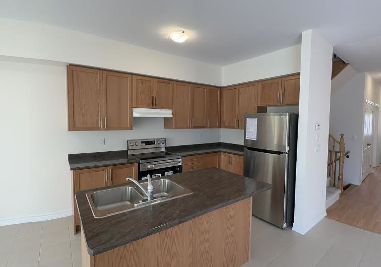 25-jack-potts-way-clarington-ontario-e13654674
