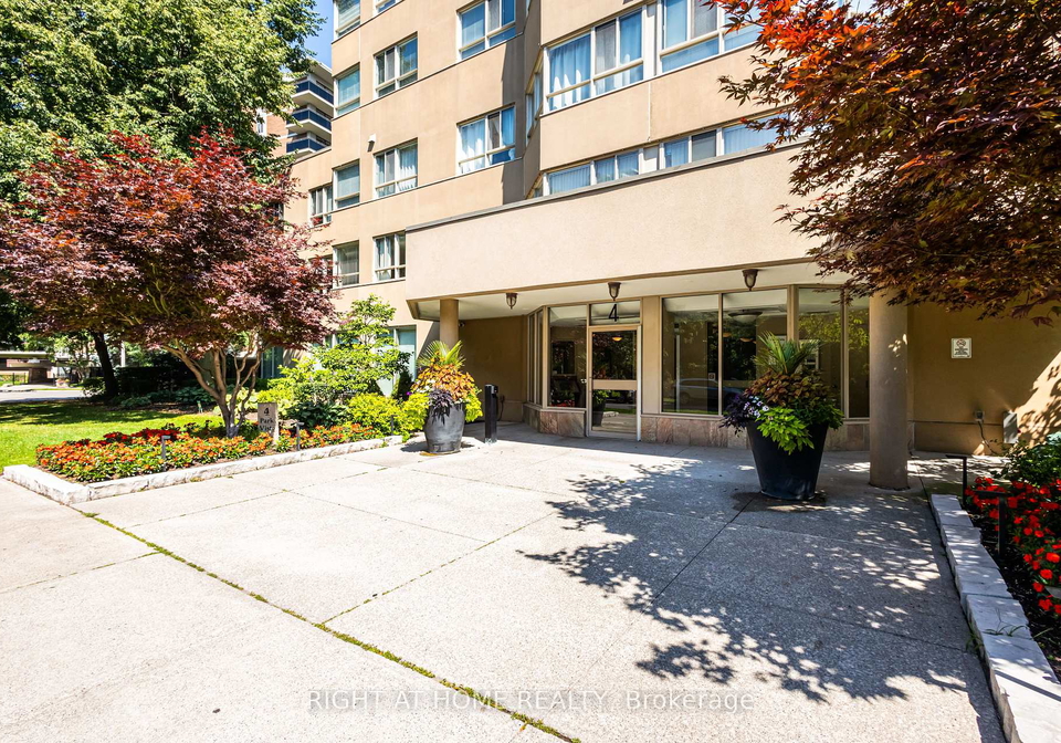 4-park-vista-drive-toronto-east-york-ontario-e13654930