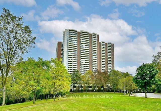 5-massey-square-toronto-east-york-ontario-e13655116