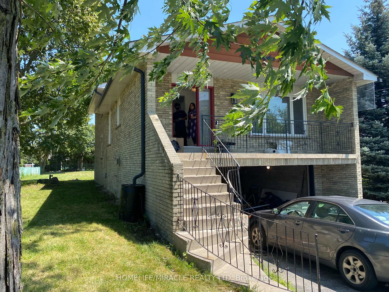 289-livingston-road-toronto-scarborough-ontario-e13655286