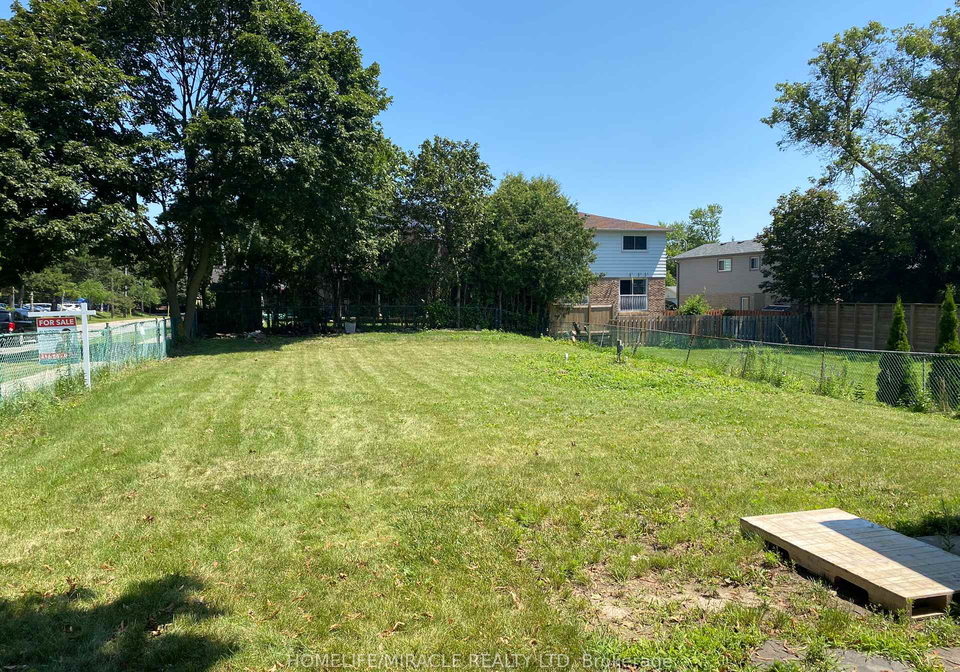 289-livingston-road-toronto-scarborough-ontario-e13655286
