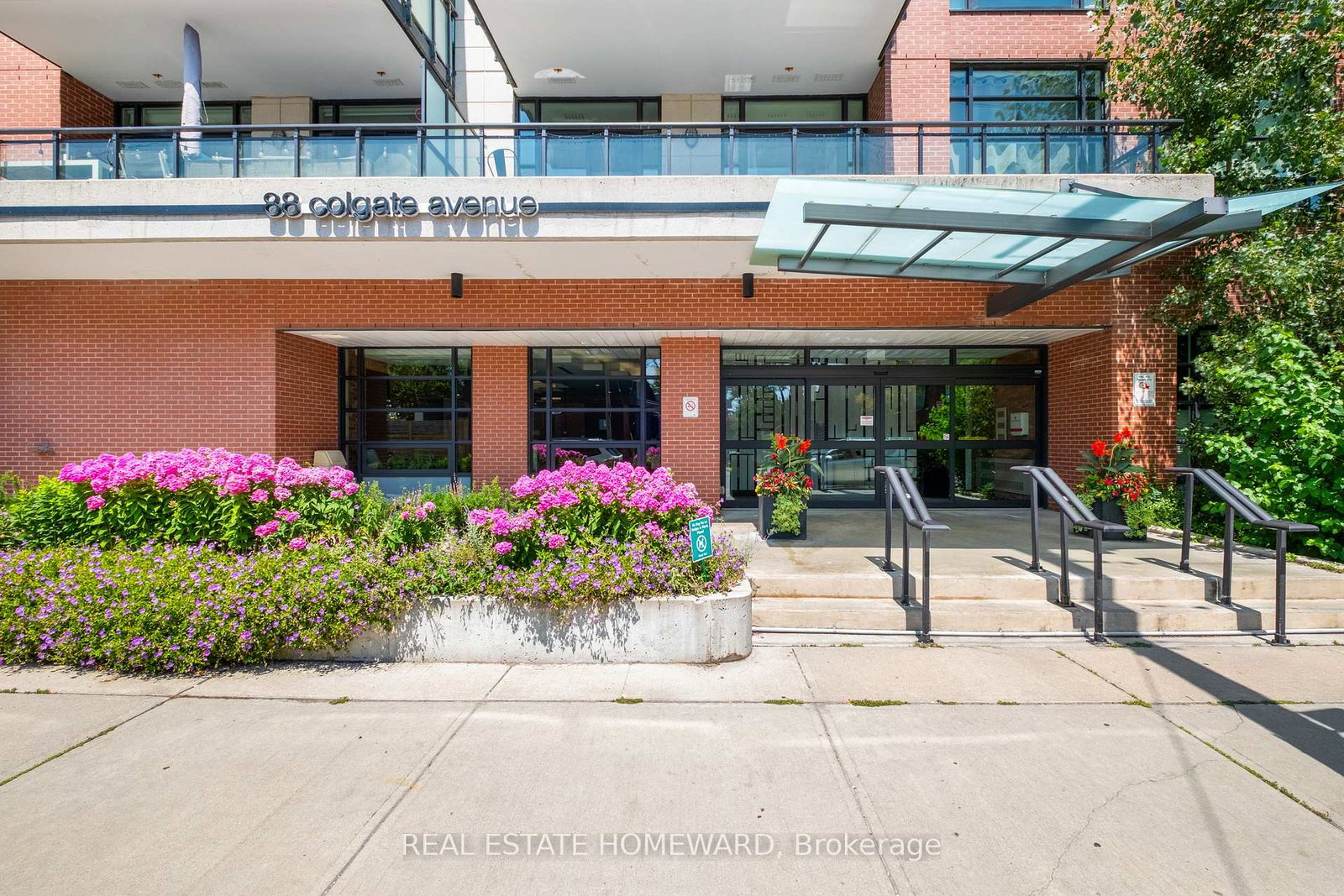 88-colgate-avenue-n-toronto-toronto-ontario-e13655436