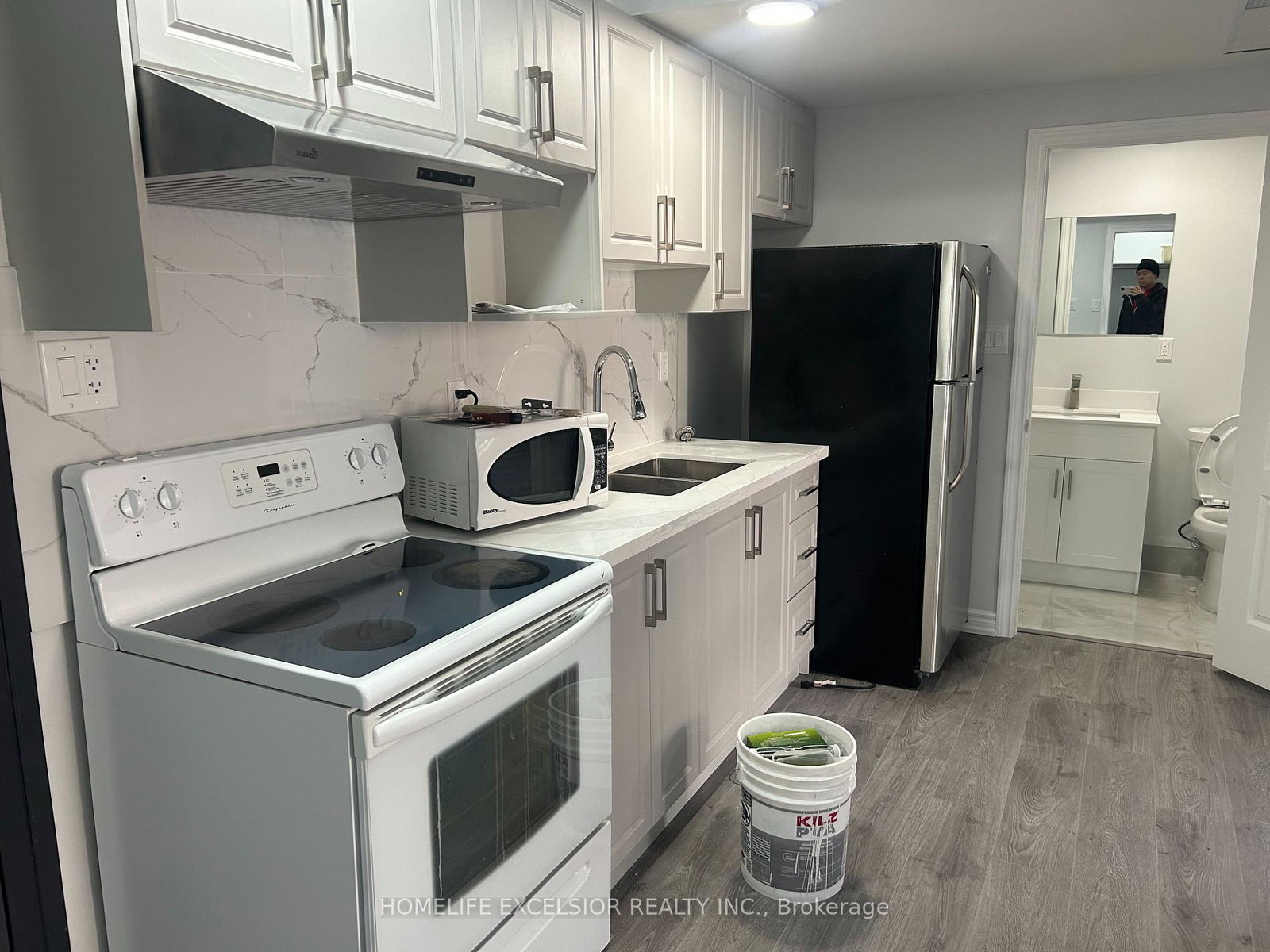 3-simcoe-street-s-oshawa-ontario-e13655638