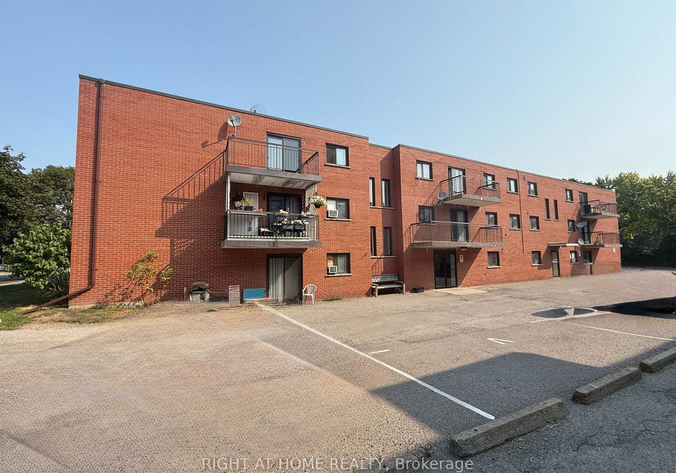 555-oxford-street-oshawa-ontario-e13655786