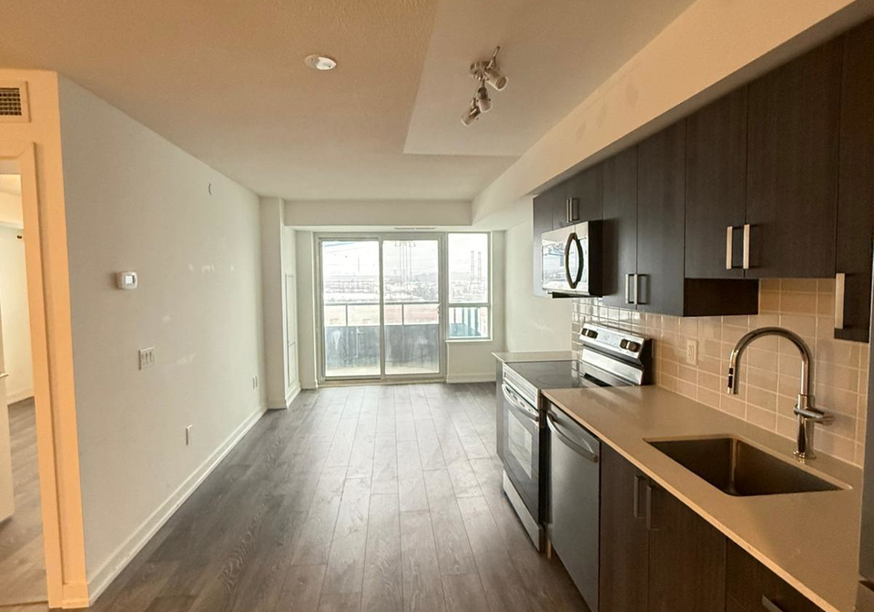 1455-celebration-drive-pickering-ontario-e13655804