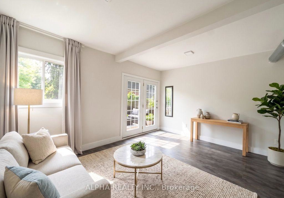 212-monarch-park-avenue-toronto-east-york-ontario-e13656126