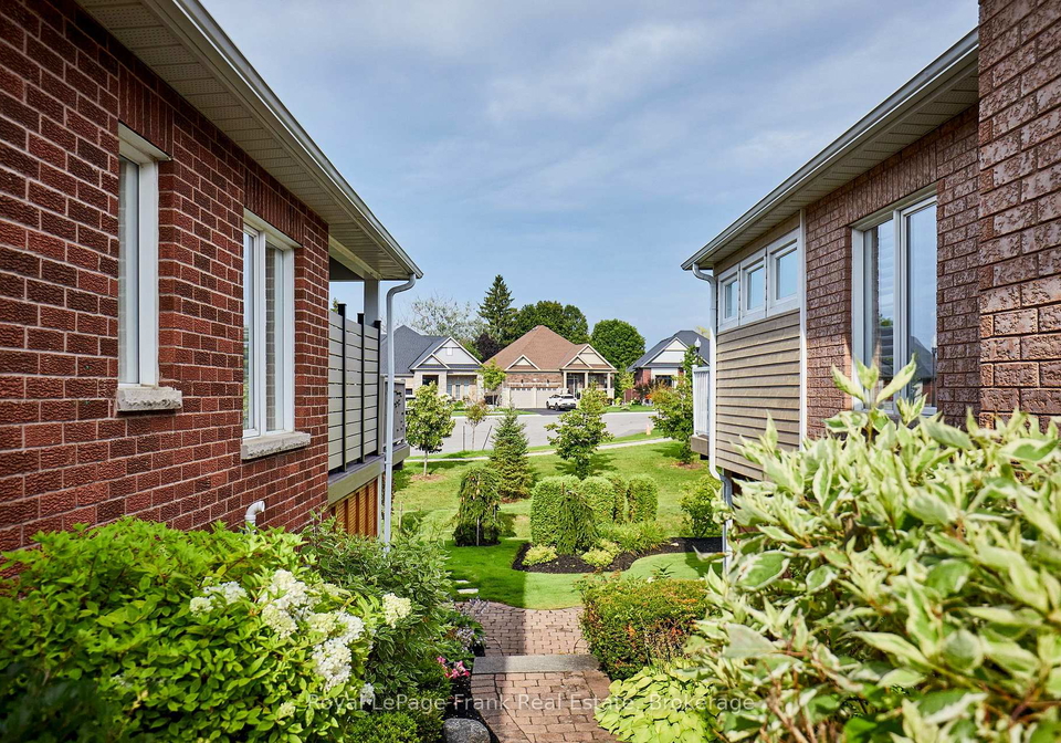 57-waterbury-crescent-scugog-ontario-e13656300