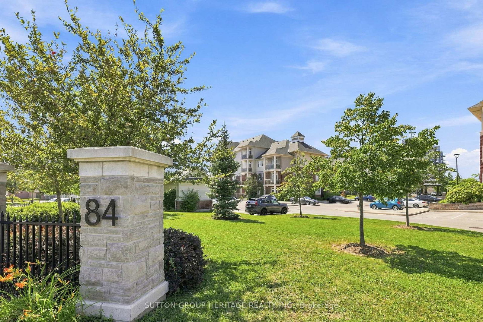 84-aspen-springs-drive-clarington-ontario-e13656386