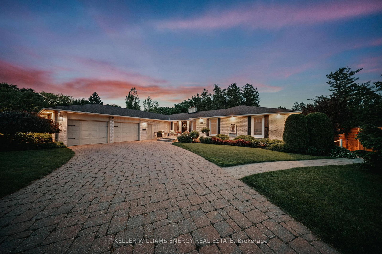833-glenmanor-drive-oshawa-ontario-e13656394
