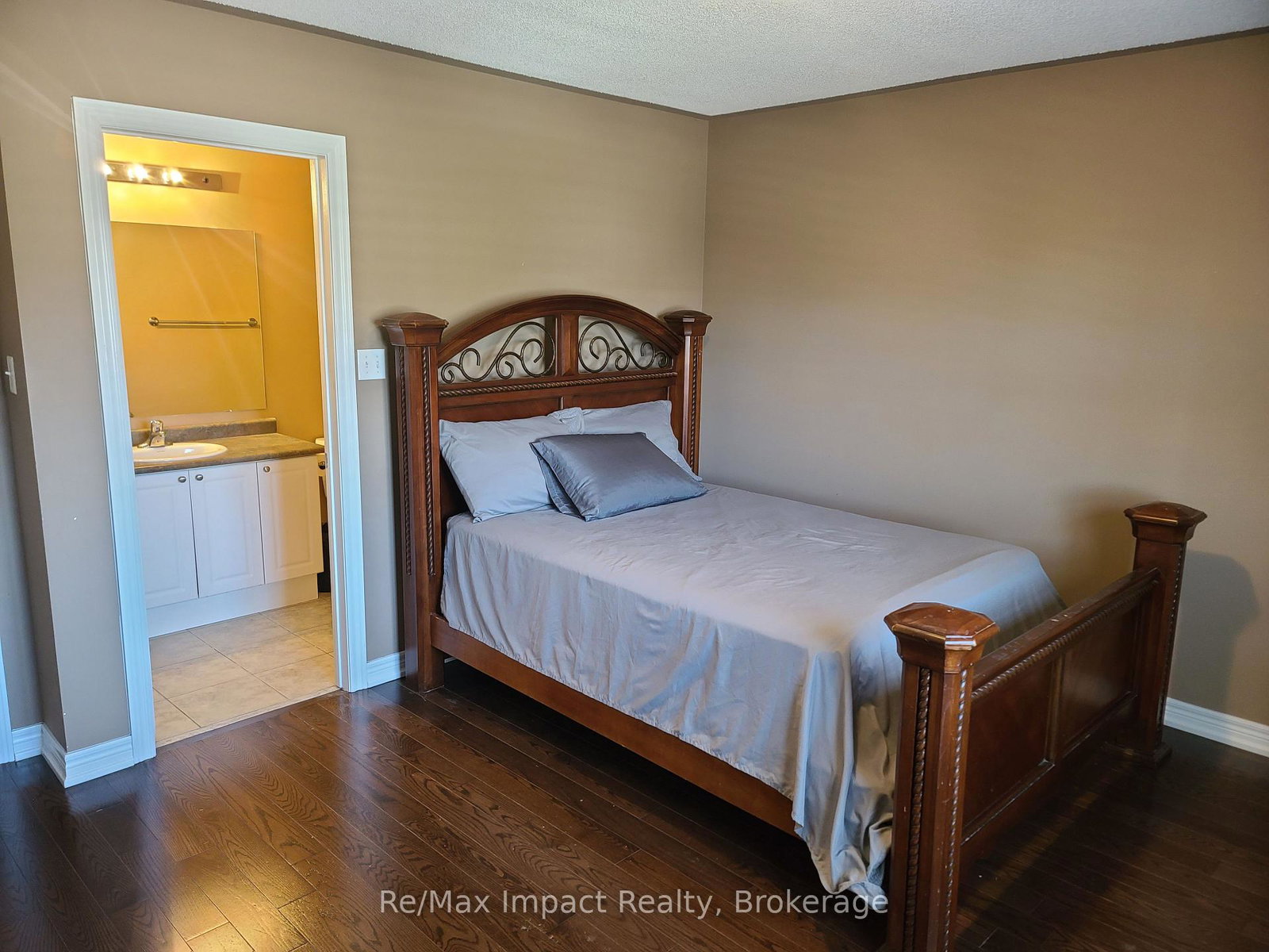 1688-finkle-drive-oshawa-ontario-e13656516