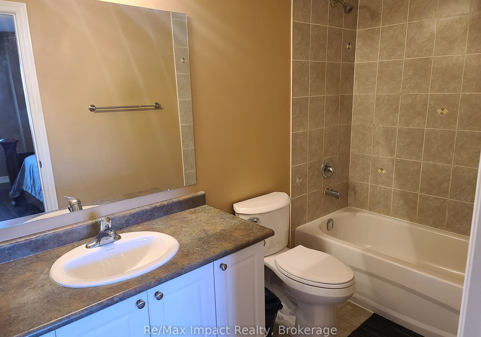 1688-finkle-drive-oshawa-ontario-e13656516