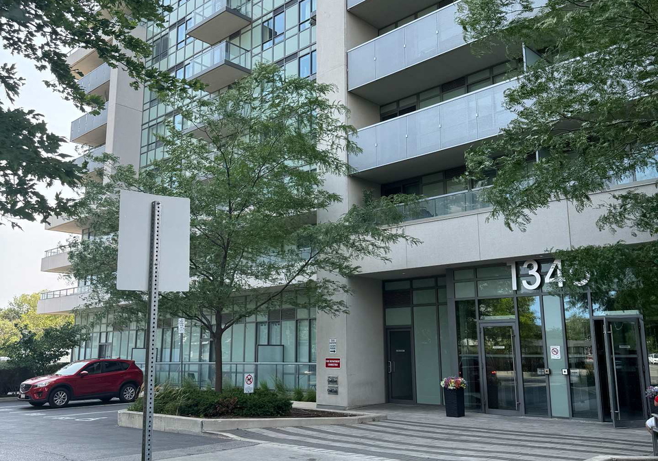 1346-danforth-road-toronto-scarborough-ontario-e13656688