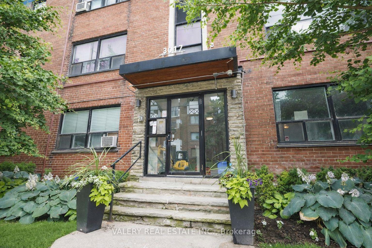 3017-queen-street-e-toronto-scarborough-ontario-e13656920