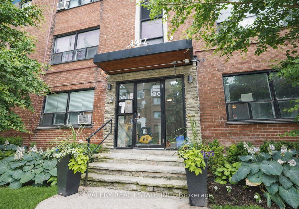 3017-queen-street-e-toronto-scarborough-ontario-e13656920