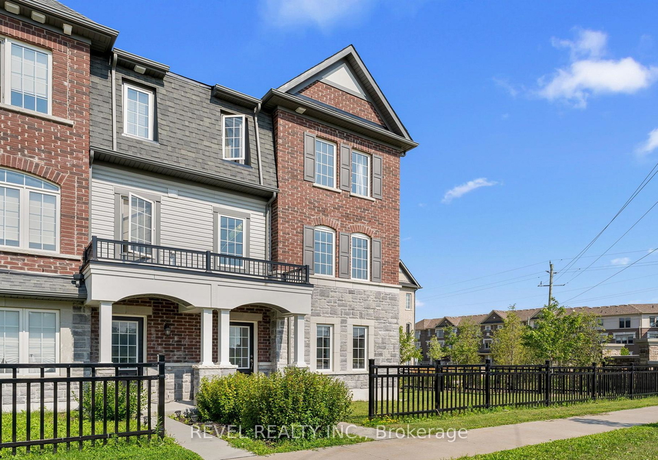 61-honey-crisp-lane-clarington-ontario-e13657988