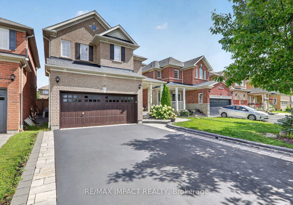 22-canary-street-whitby-ontario-e13658124