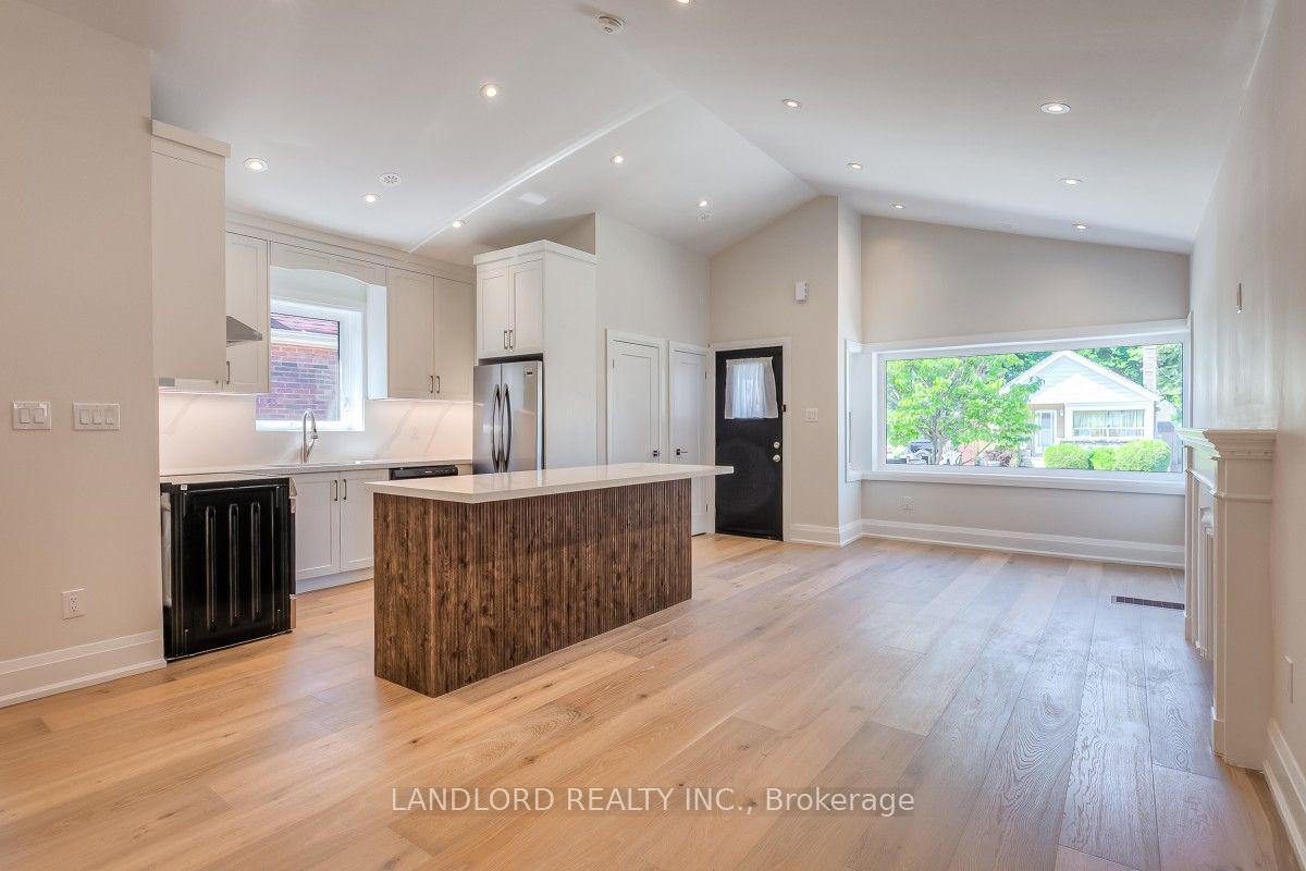 29-hutton-avenue-toronto-east-york-ontario-e13658308
