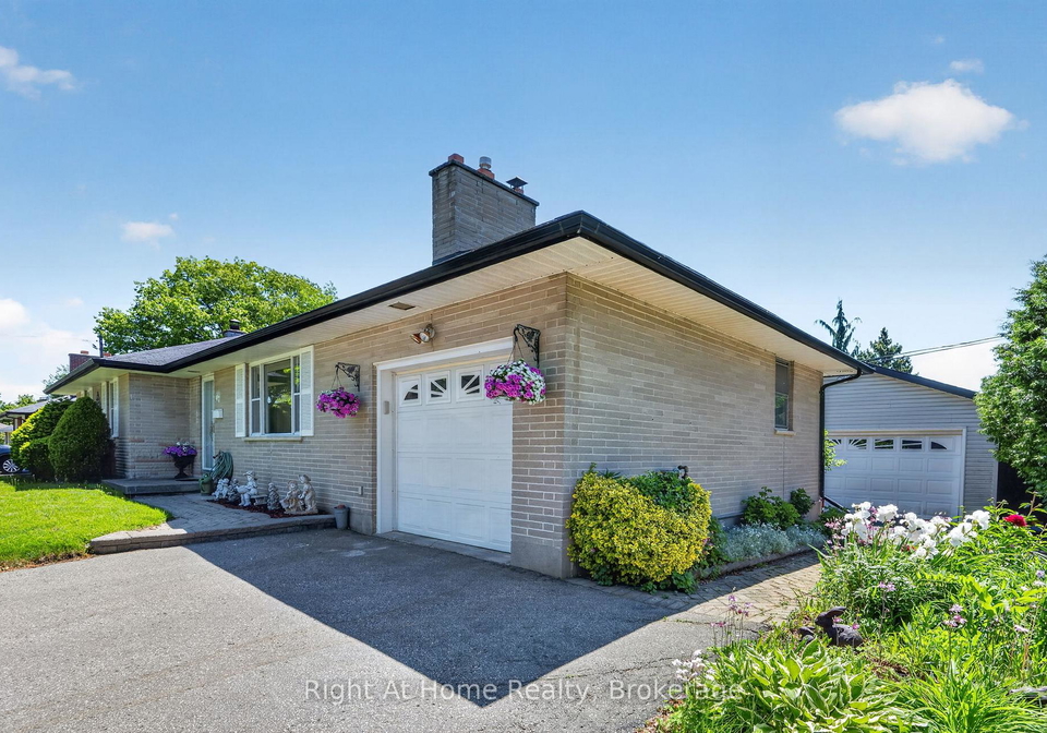 47-churchill-avenue-oshawa-ontario-e13658478