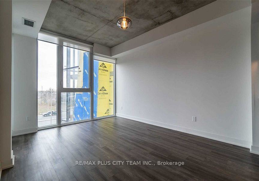 15-baseball-place-toronto-toronto-ontario-e13658760