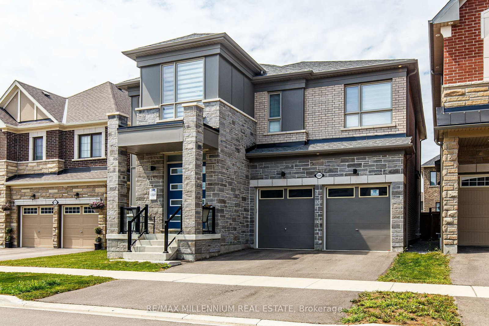 1502-scarlett-trail-pickering-ontario-e13658796