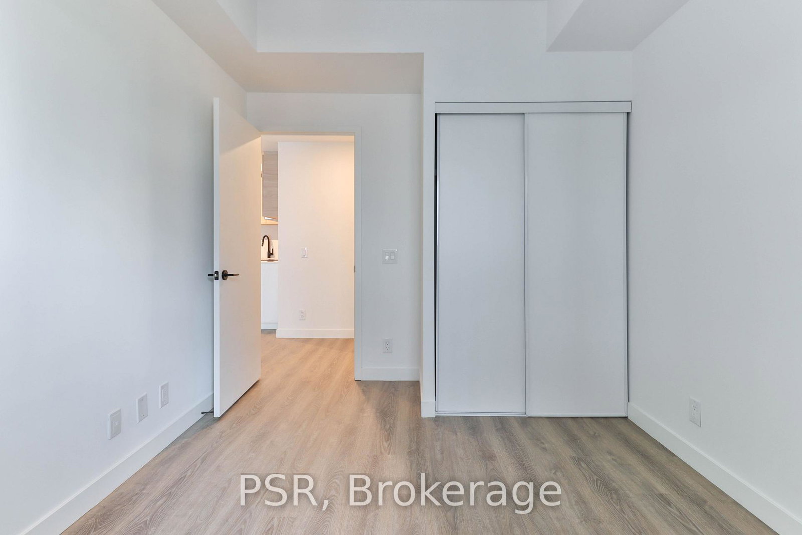 1050-eastern-avenue-toronto-toronto-ontario-e13658952