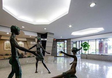 2460-eglinton-avenue-e-toronto-scarborough-ontario-e13659164