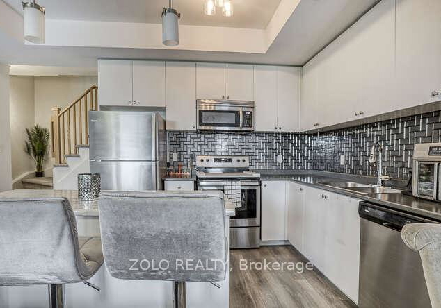 1555-kingston-road-pickering-ontario-e13659300