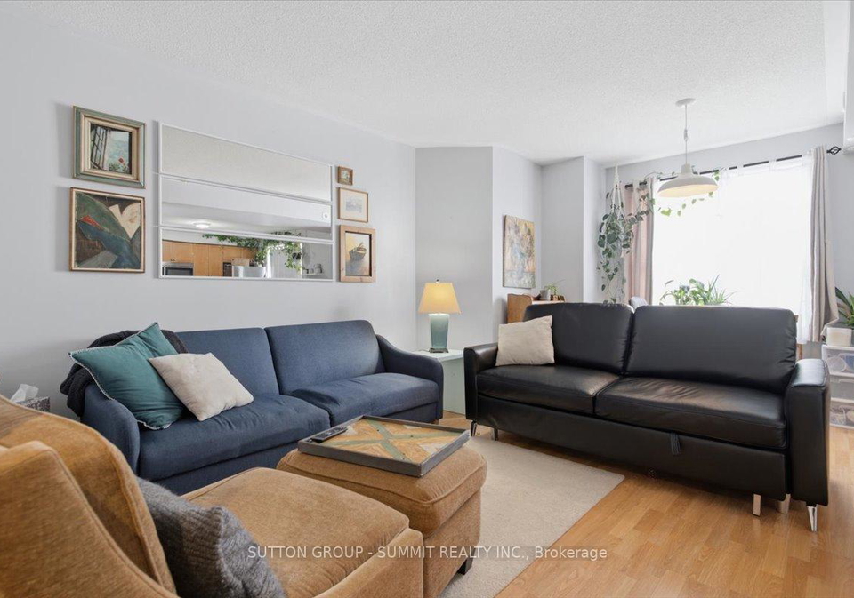 25-strangford-lane-toronto-scarborough-ontario-e13659398