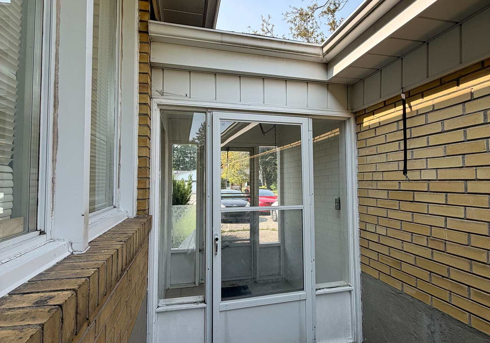 524-rouge-hills-drive-toronto-scarborough-ontario-e13659580
