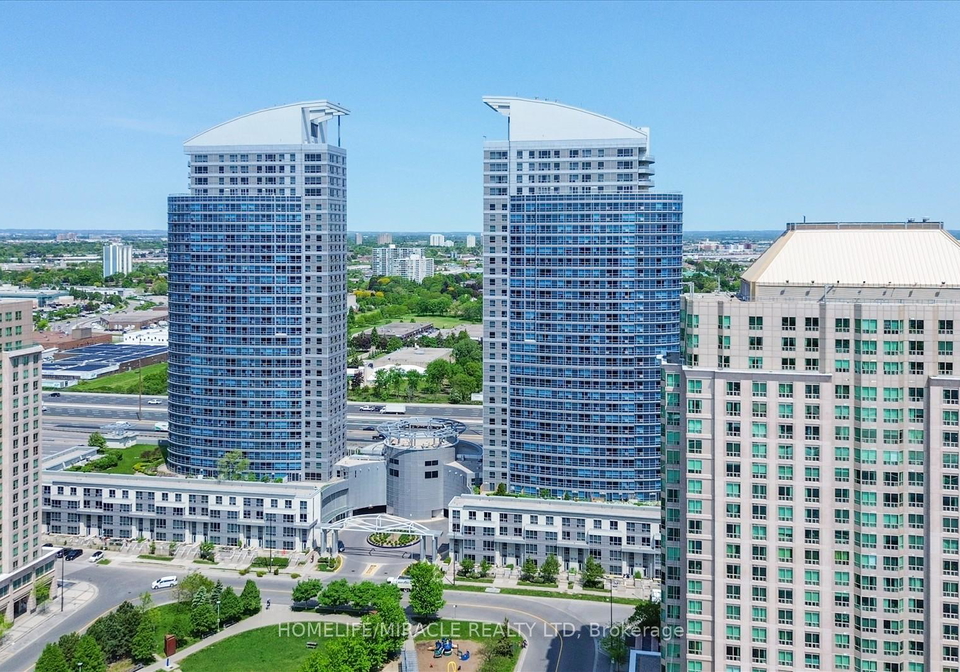 38-lee-centre-drive-toronto-scarborough-ontario-e13659628