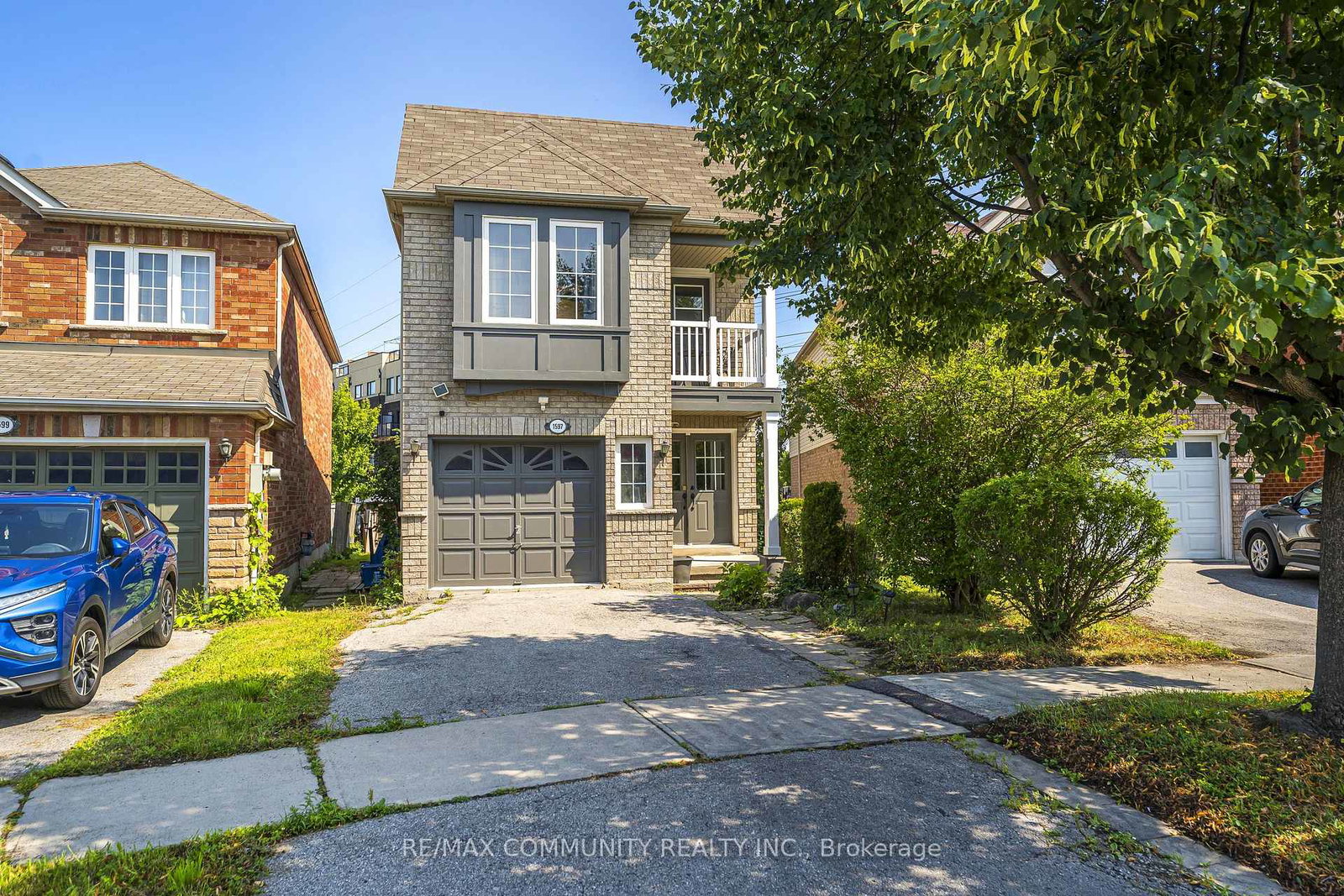 1597-avonmore-square-pickering-ontario-e13660030