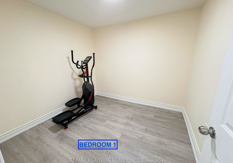 39-epps-crescent-ajax-ontario-e13660064