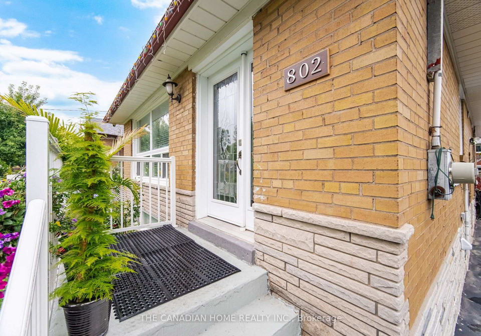 802-brimorton-drive-toronto-scarborough-ontario-e13660214