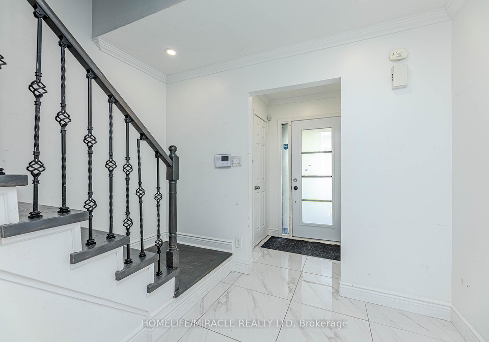 851-bennett-court-oshawa-ontario-e13660266