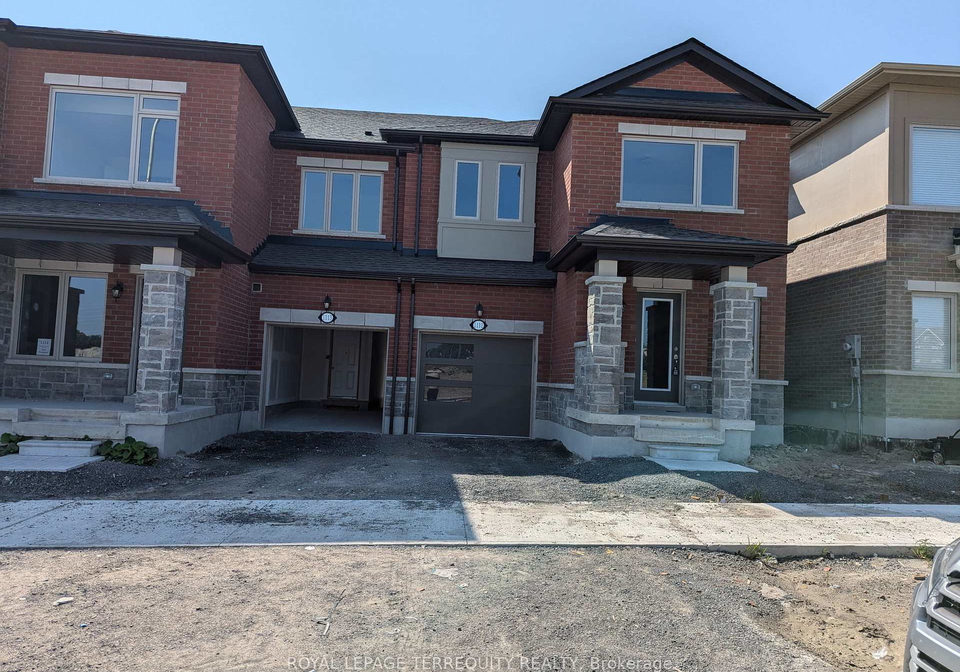 1111-marathon-avenue-pickering-ontario-e13660276
