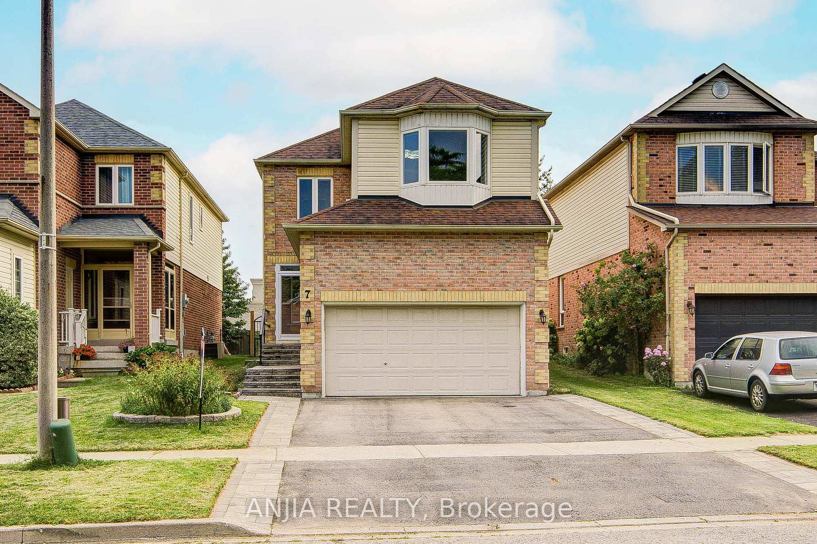 7-allayden-drive-whitby-ontario-e13660548